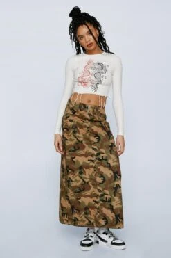 Long Sleeve Exposed Seam Graphic Top