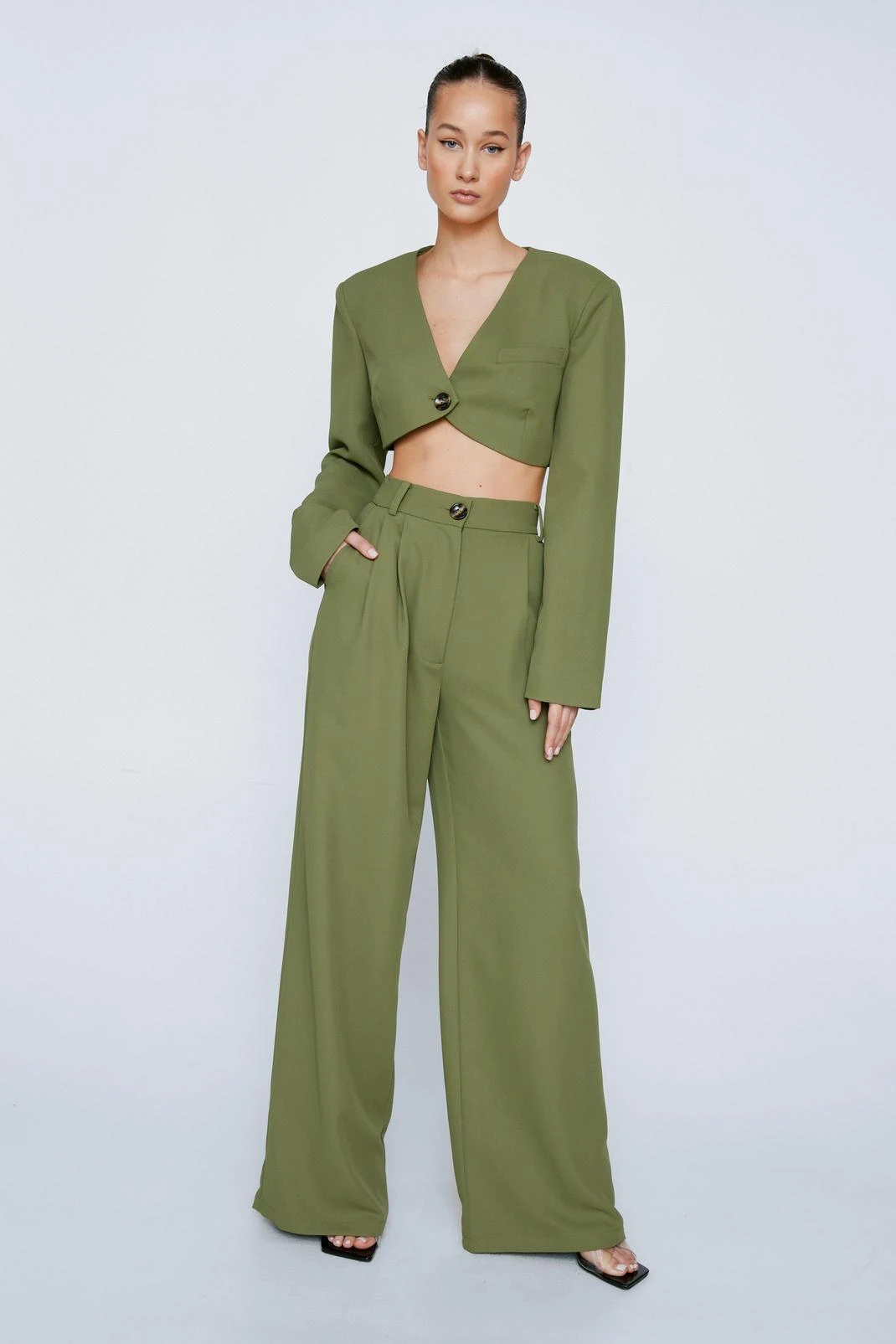 Pleated Wide Leg Tailored Trouser - Image 4