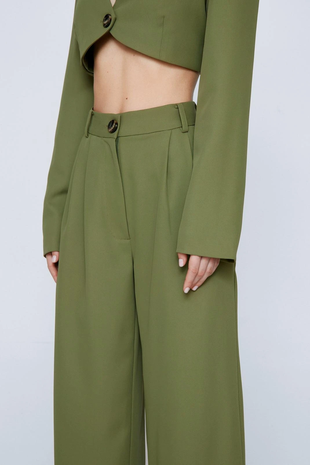 Pleated Wide Leg Tailored Trouser